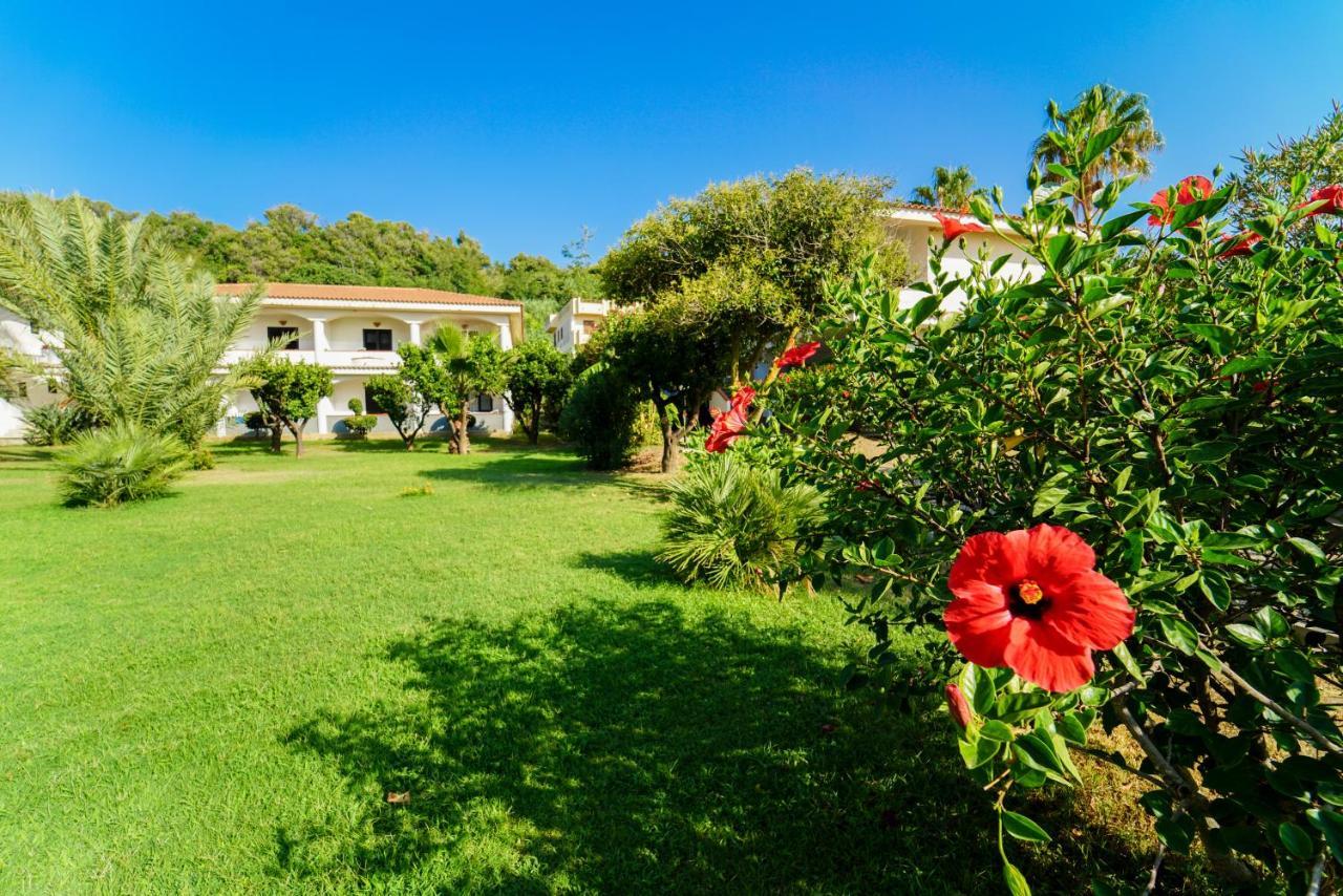 Villaggio Torre Ruffa Robinson Капо-Ватикано Экстерьер фото