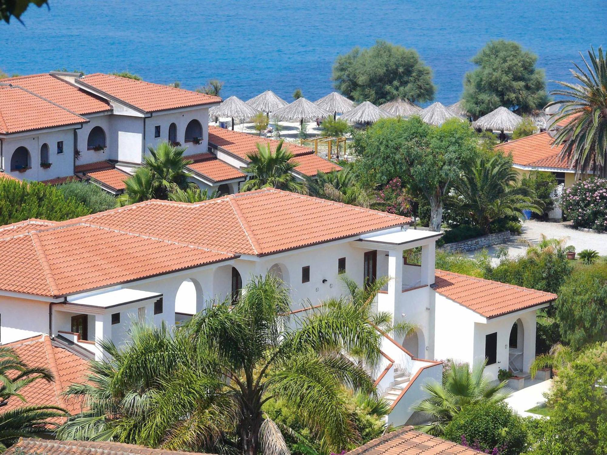 Villaggio Torre Ruffa Robinson Капо-Ватикано Экстерьер фото