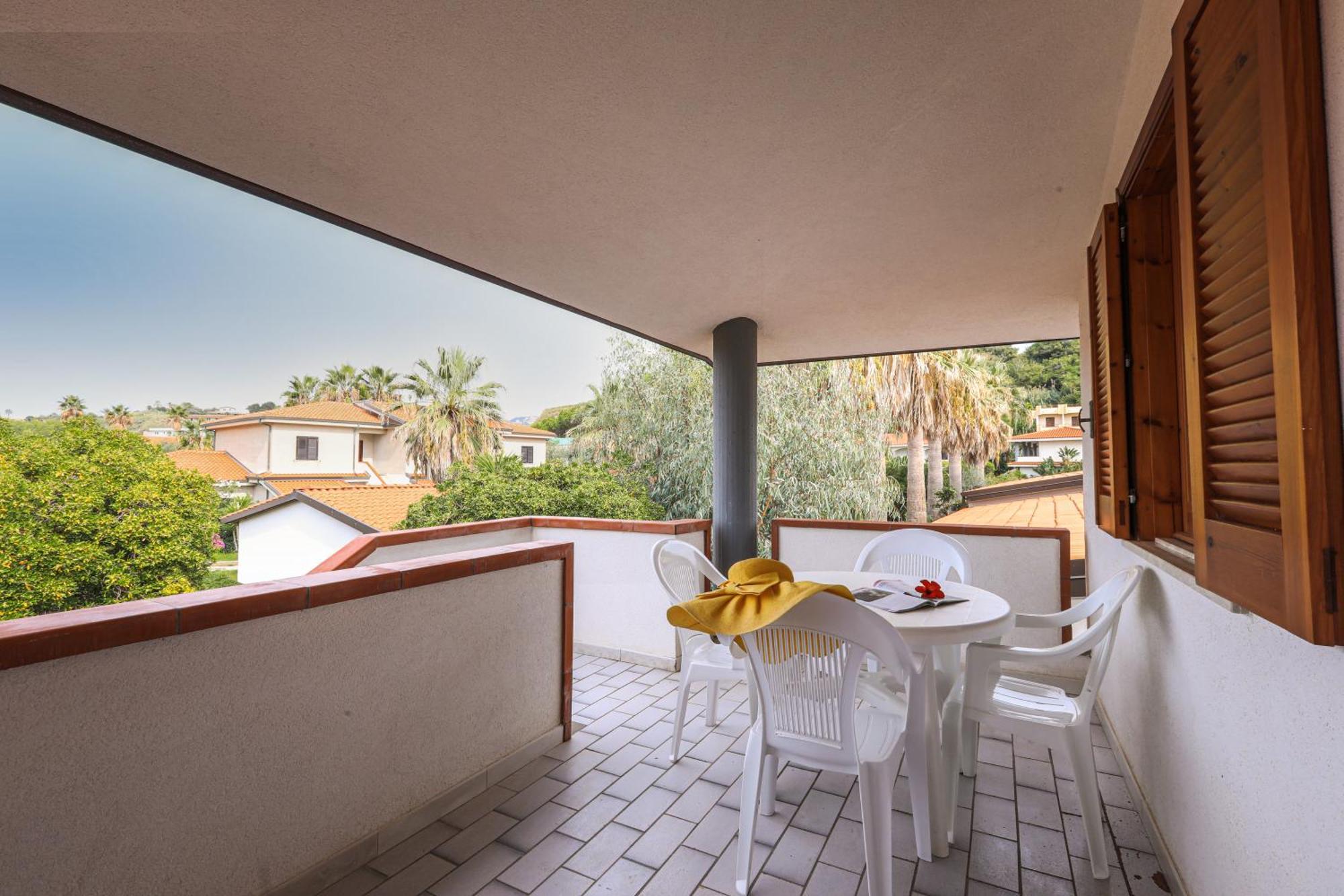 Villaggio Torre Ruffa Robinson Капо-Ватикано Номер фото